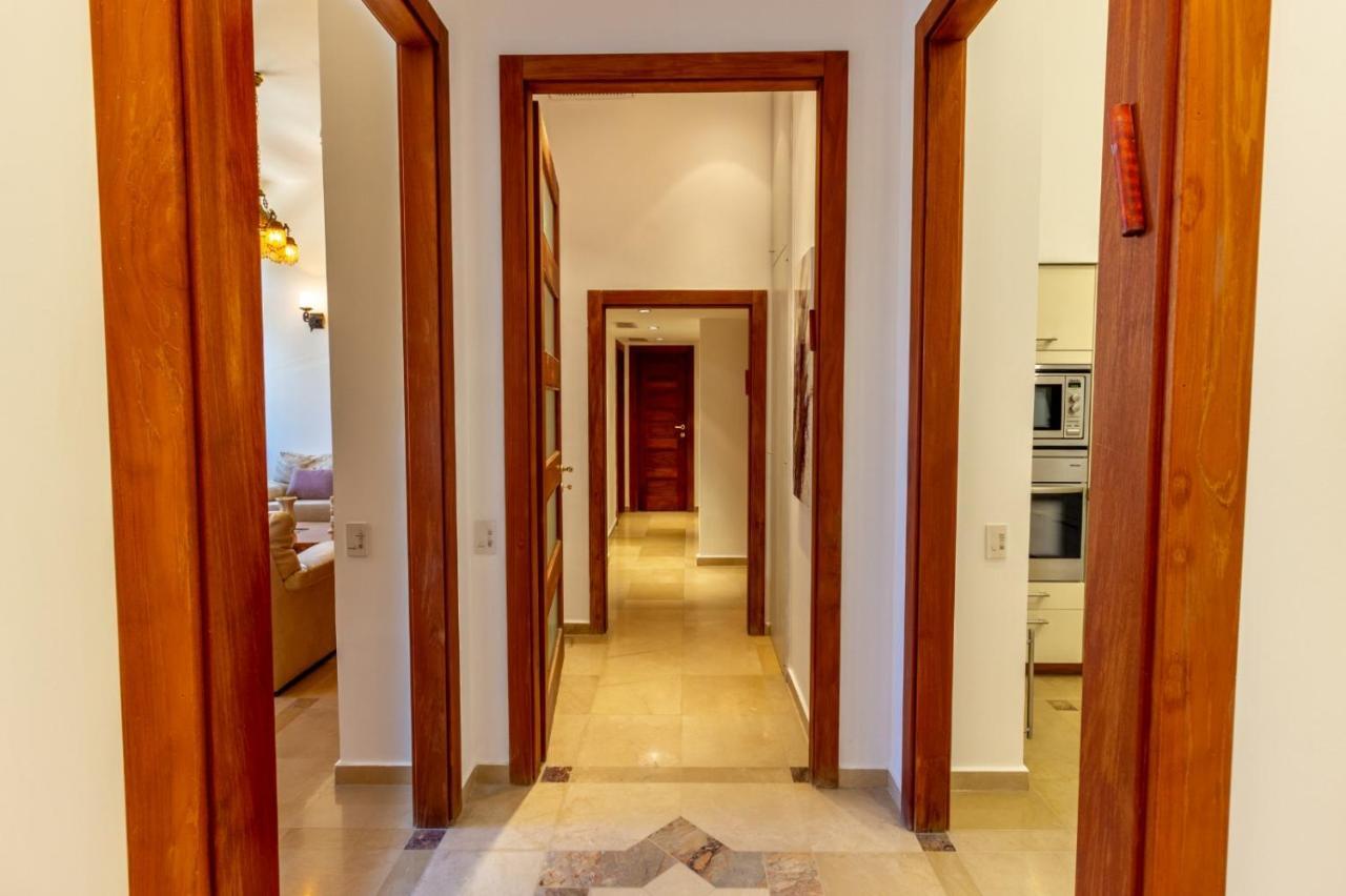 Art Apartment In Mamila Yerusalem Bagian luar foto